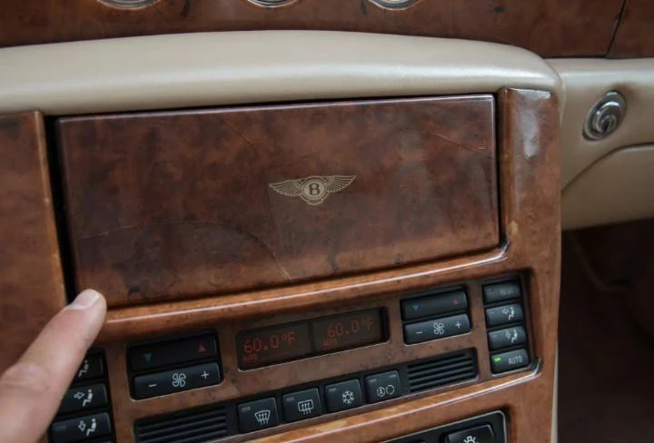 1999 Bentley Arnage - Image 10 of 24