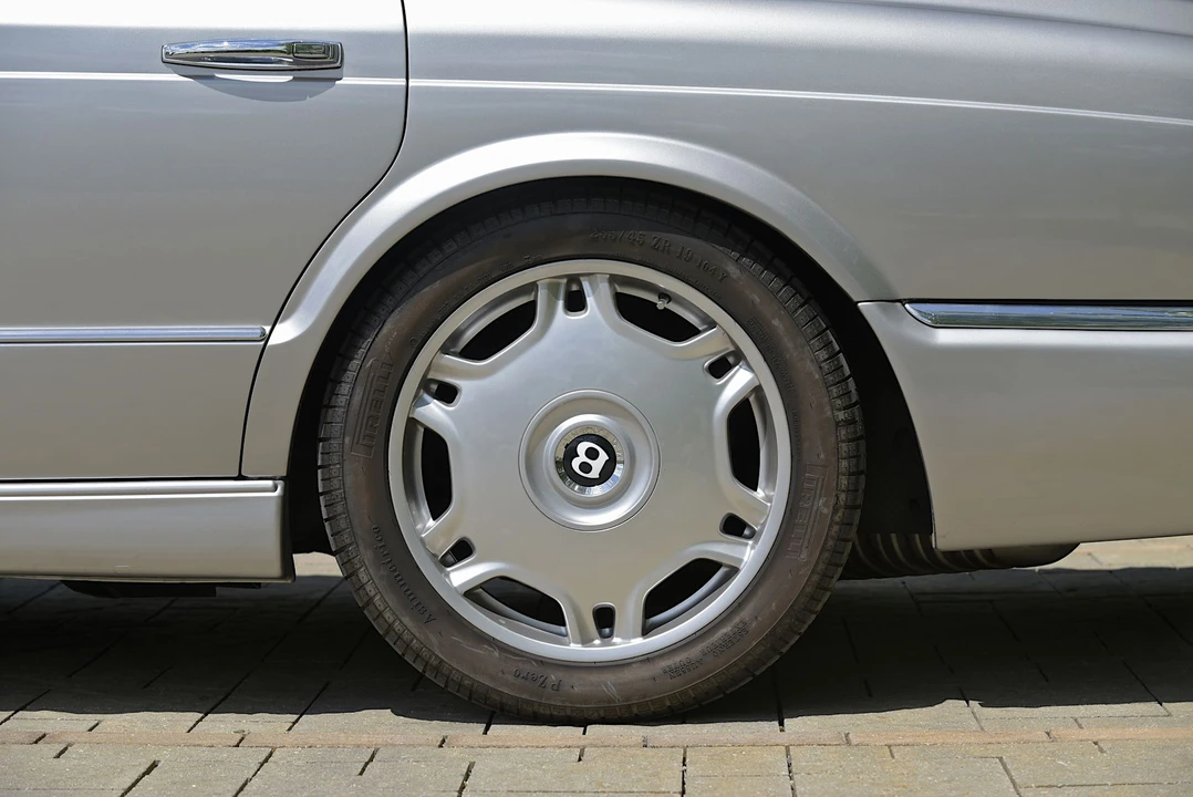 1999 Bentley Arnage - Image 14 of 31