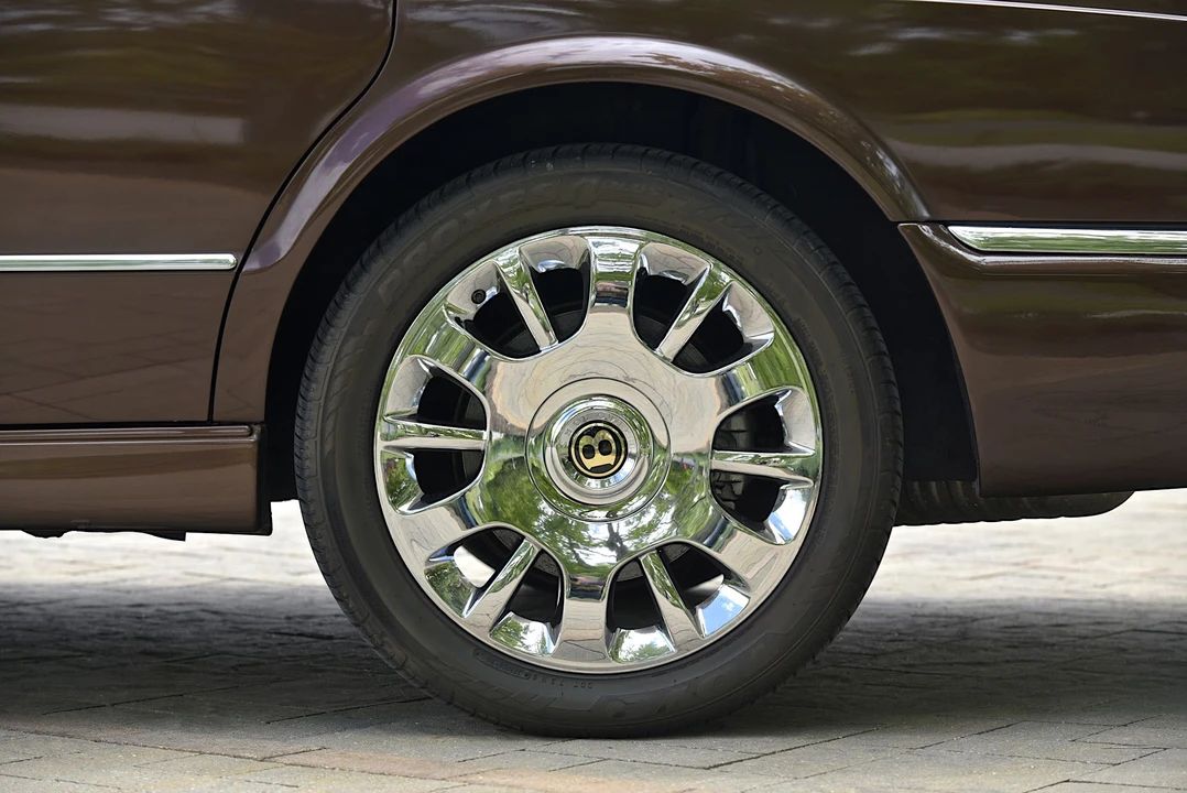 1999 Bentley Arnage - Image 24 of 31