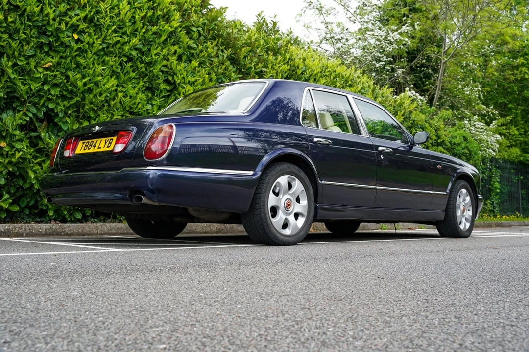 1999 Bentley Arnage - Image 11 of 30