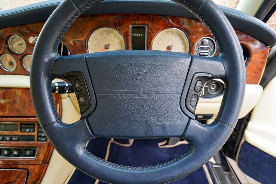 1999 Bentley Arnage - Image 27 of 30