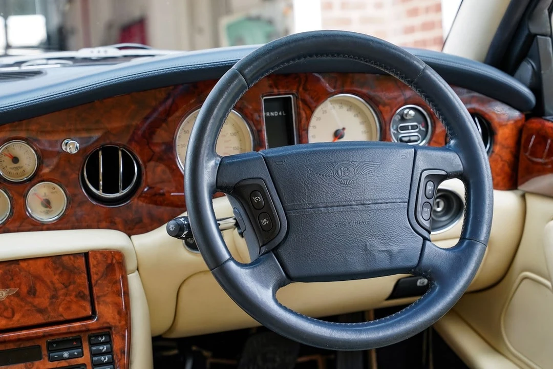 1999 Bentley Arnage - Image 26 of 30