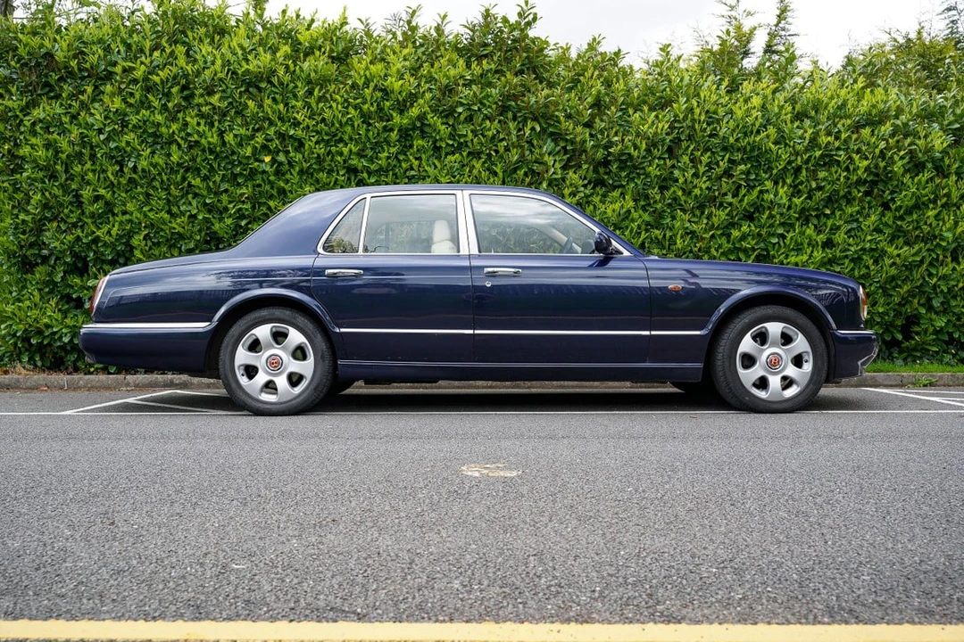 1999 Bentley Arnage - Image 10 of 30
