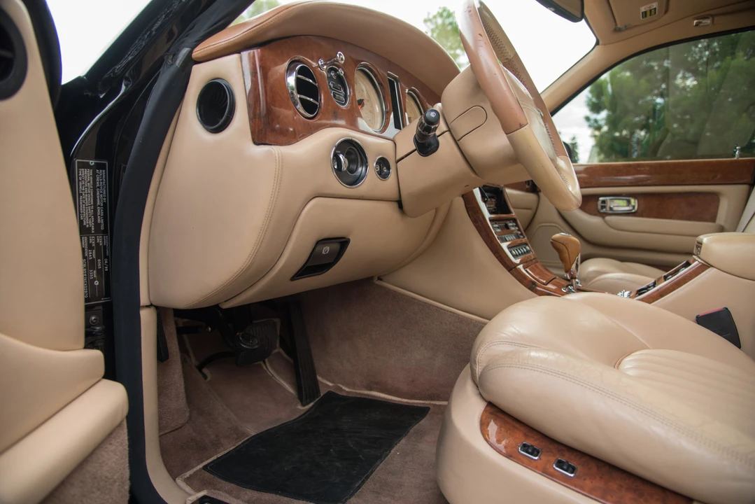 1999 Bentley Arnage - Image 27 of 31