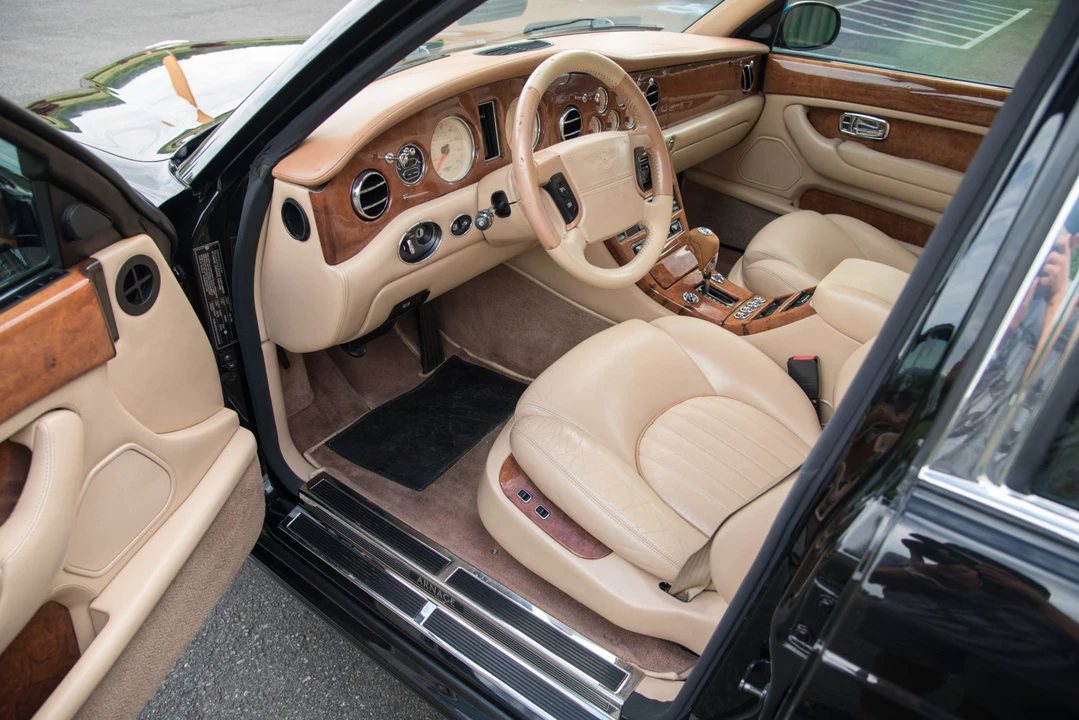 1999 Bentley Arnage - Image 26 of 31