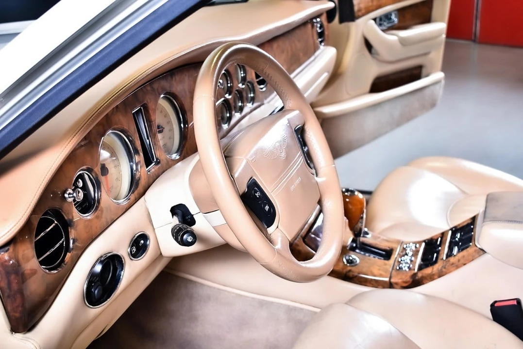 1999 Bentley Arnage - Image 28 of 30