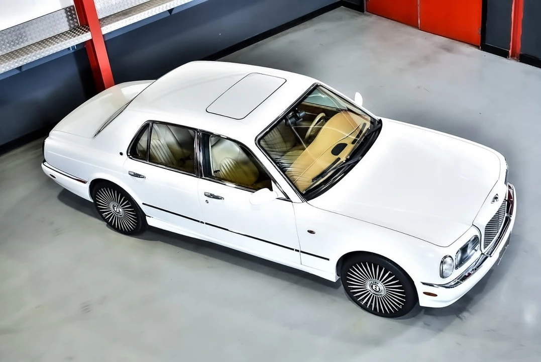 1999 Bentley Arnage - Image 11 of 30