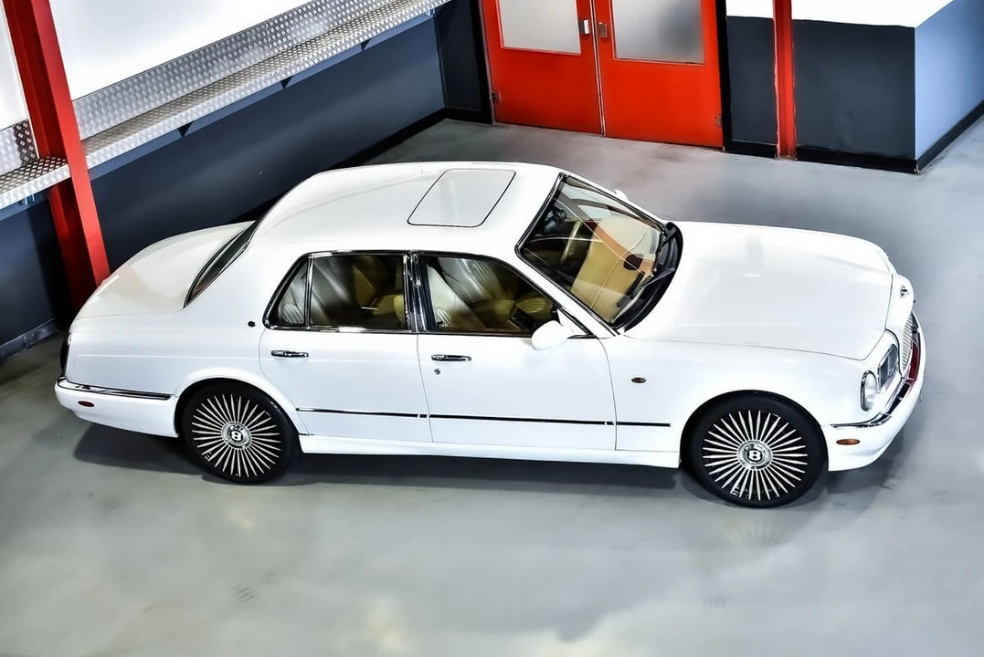 1999 Bentley Arnage - Image 12 of 30