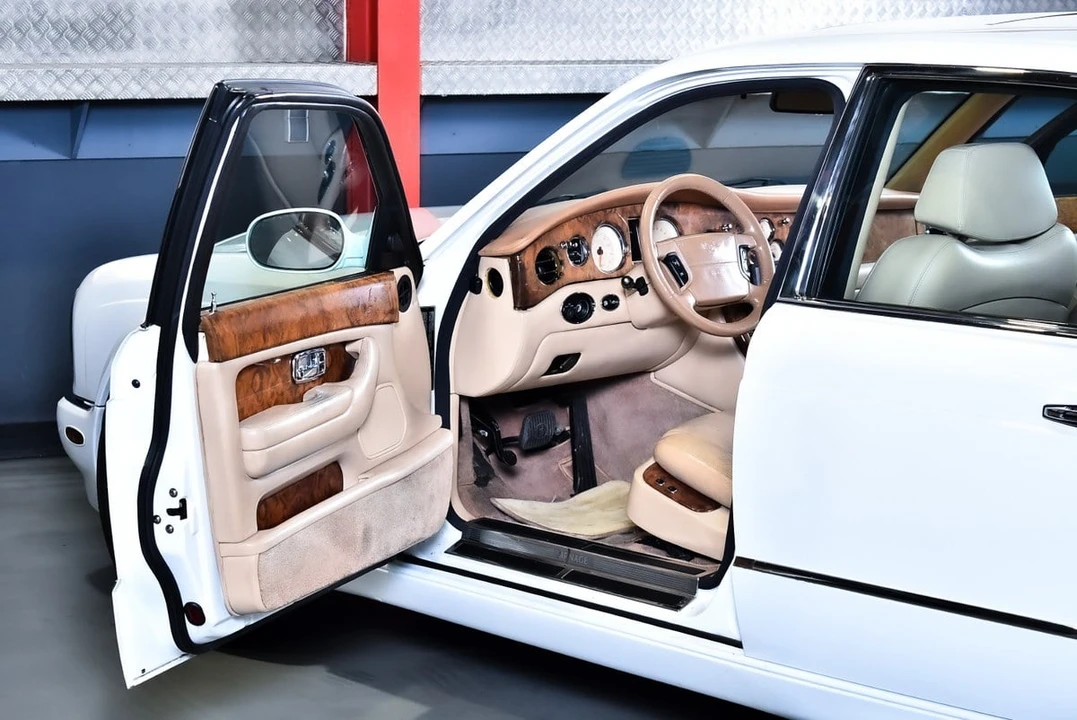 1999 Bentley Arnage - Image 26 of 30