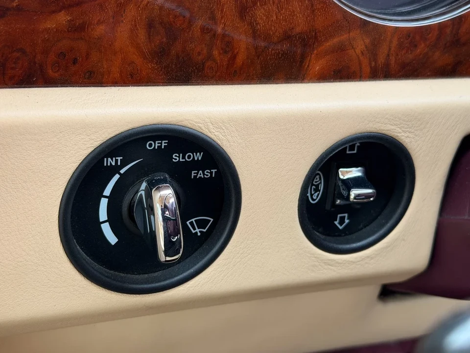 1999 Bentley Azure 1st Gen - Image 20 of 30
