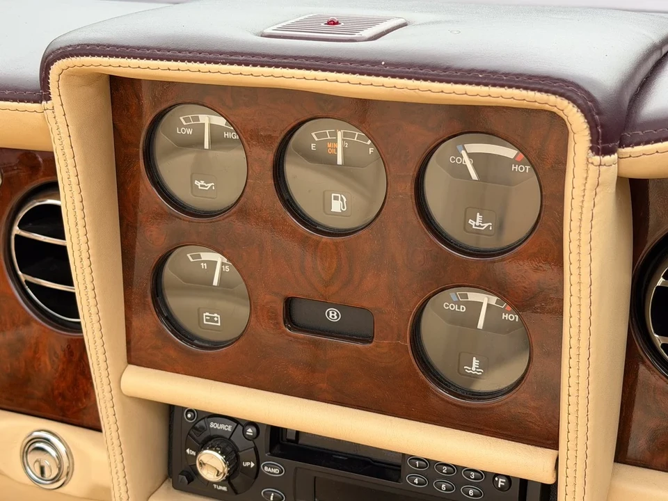 1999 Bentley Azure 1st Gen - Image 21 of 30