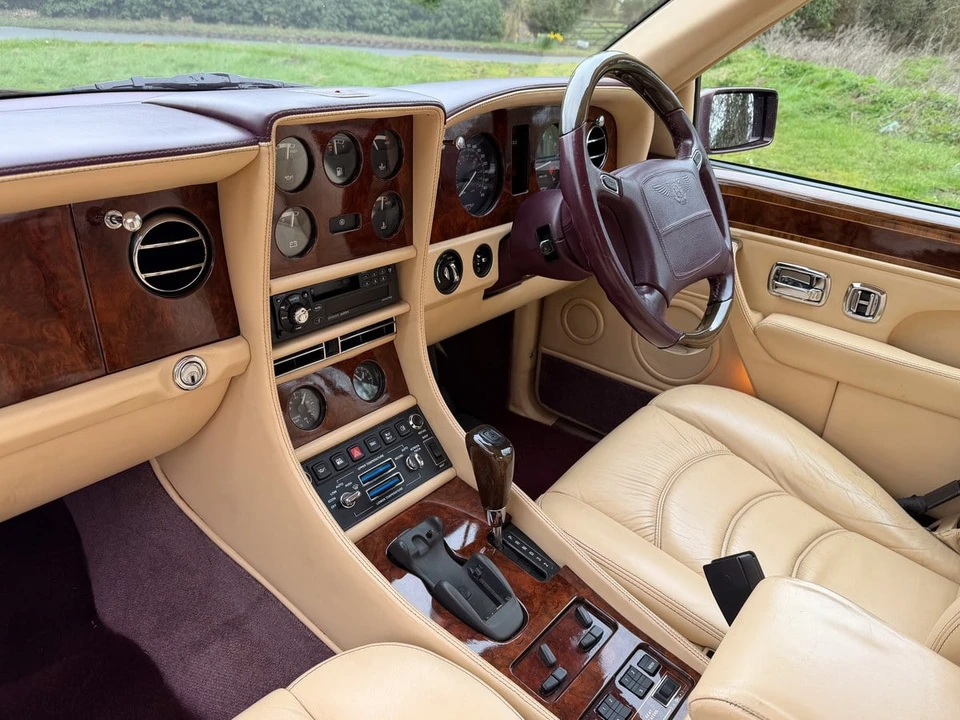 1999 Bentley Azure 1st Gen - Image 16 of 30