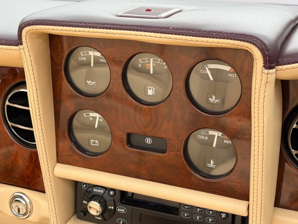 1999 Bentley Azure 1st Gen - Image 21 of 30