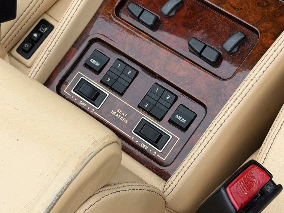 1999 Bentley Azure 1st Gen - Image 25 of 30