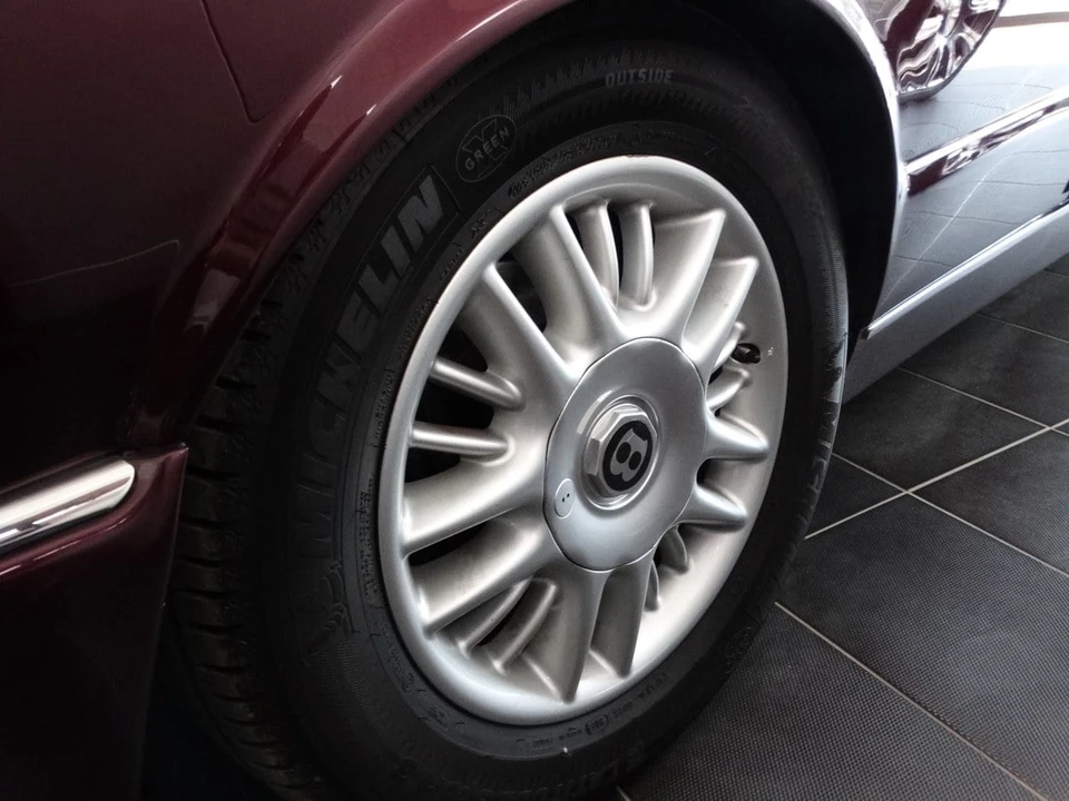 1999 Bentley Azure 1st Gen - Image 11 of 30