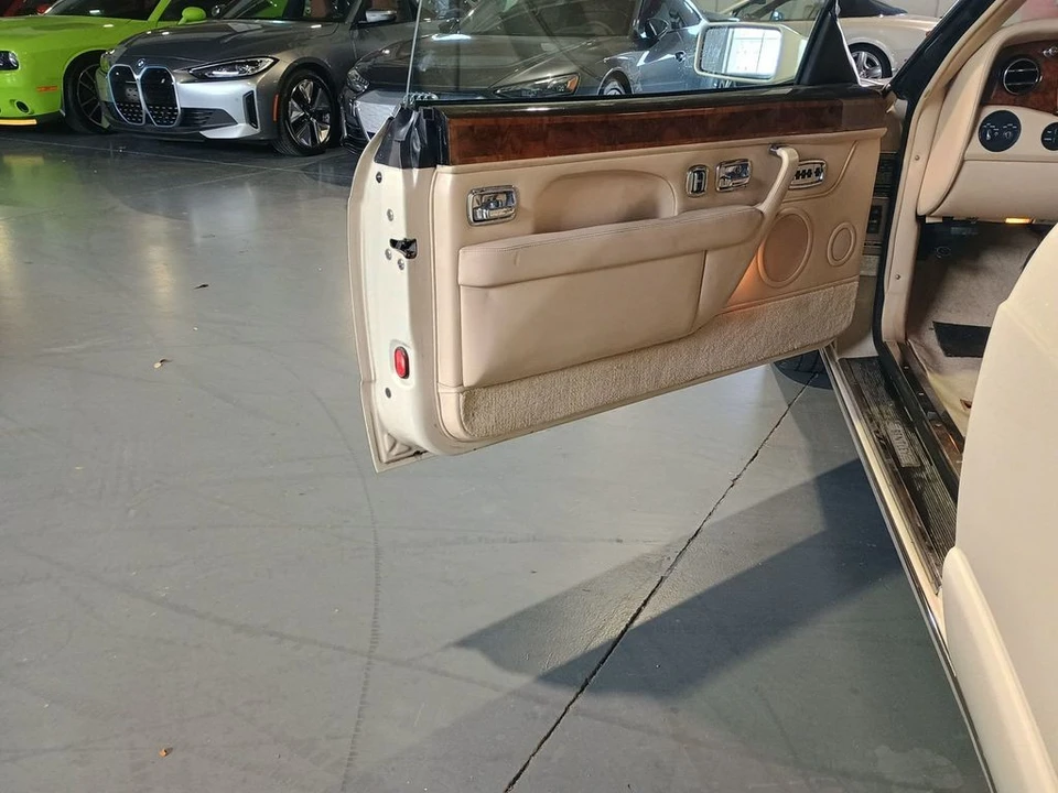 1999 Bentley Azure 1st Gen - Image 10 of 12