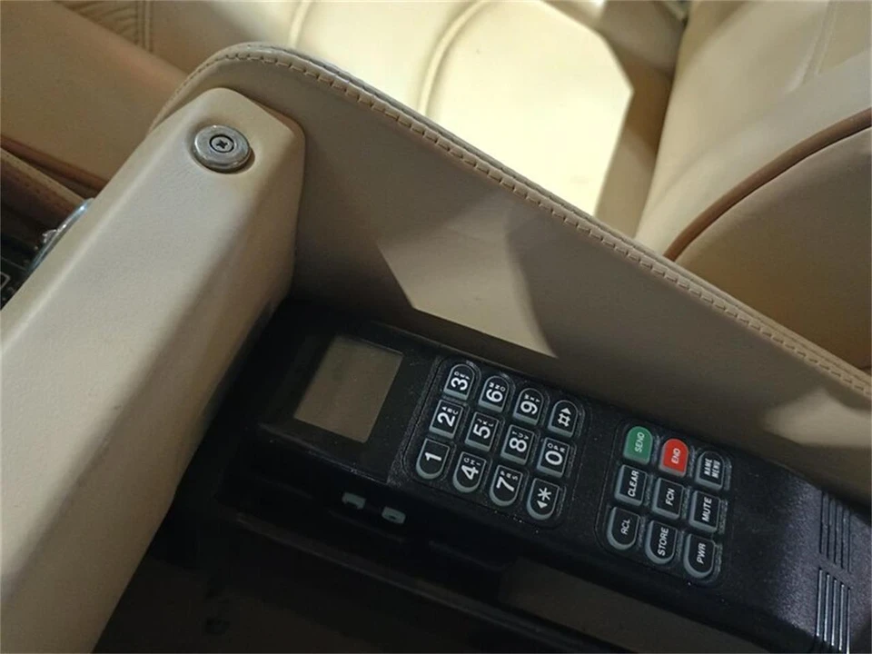 1999 Bentley Azure 1st Gen - Image 17 of 28