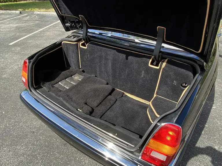 1999 Bentley Azure 1st Gen - Image 11 of 31