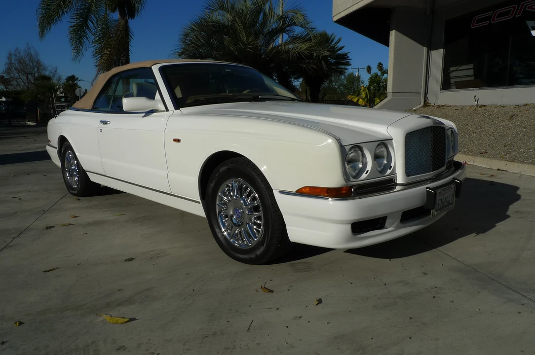 1999 Bentley Azure 1st Gen - Image 18 of 31