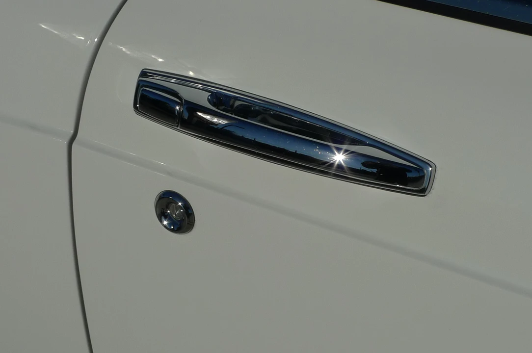 1999 Bentley Azure 1st Gen - Image 27 of 31