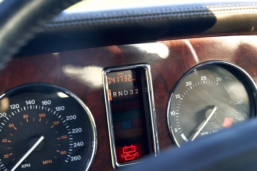 1999 Bentley Continental R - Image 2 of 31