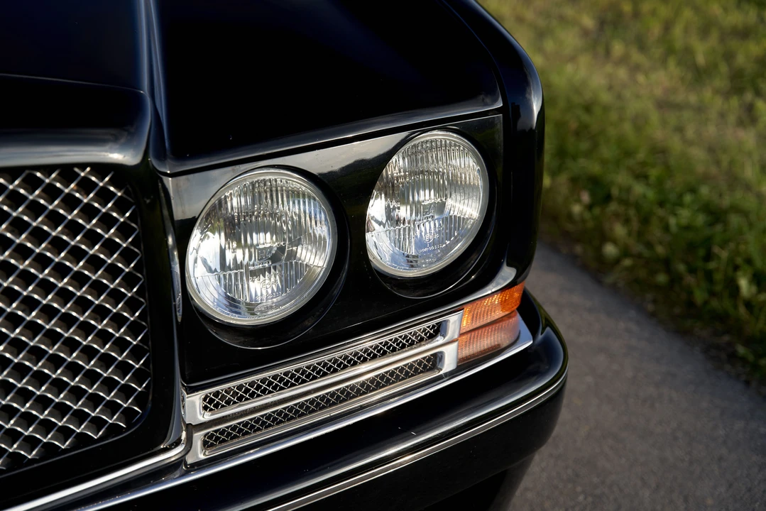 1999 Bentley Continental R - Image 7 of 31