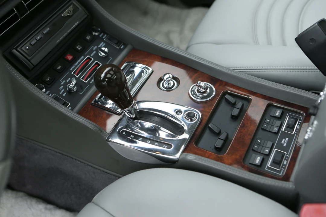 1999 Bentley Continental R - Image 18 of 26