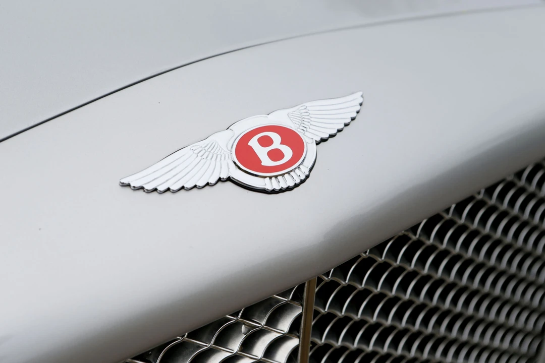1999 Bentley Continental R - Image 2 of 26