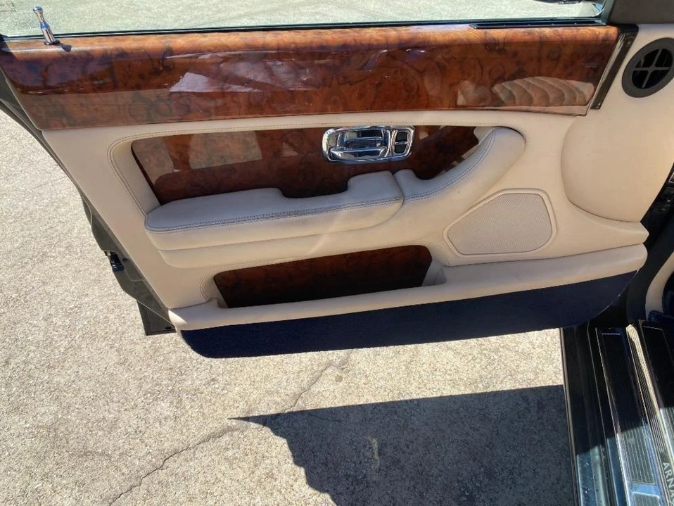 1999 Bentley Arnage - Image 10 of 18