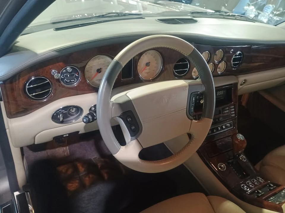 1999 Bentley Arnage - Image 8 of 18