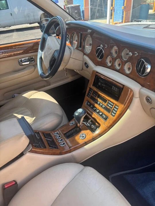 1999 Bentley Arnage - Image 2 of 8
