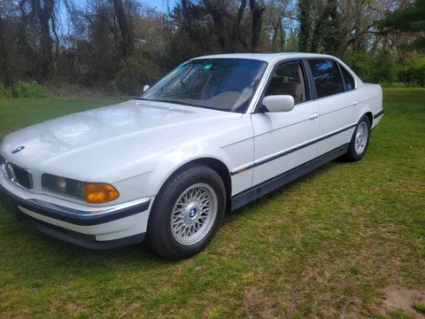 1999 BMW 740i