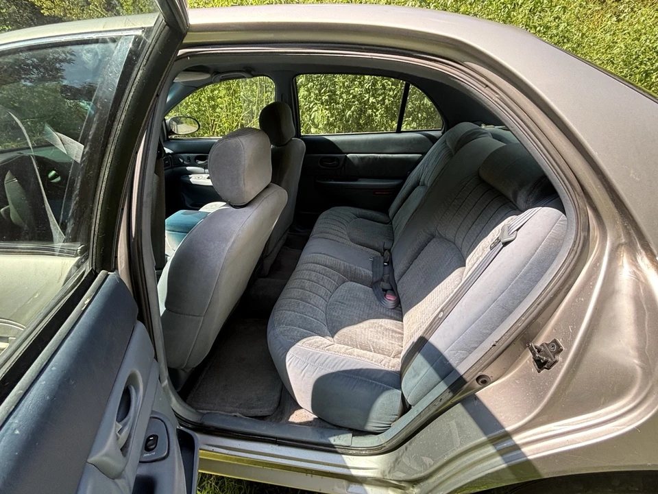 1999 Buick Century - Image 19 of 22