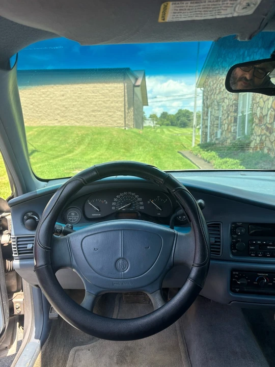 1999 Buick Century - Image 9 of 22