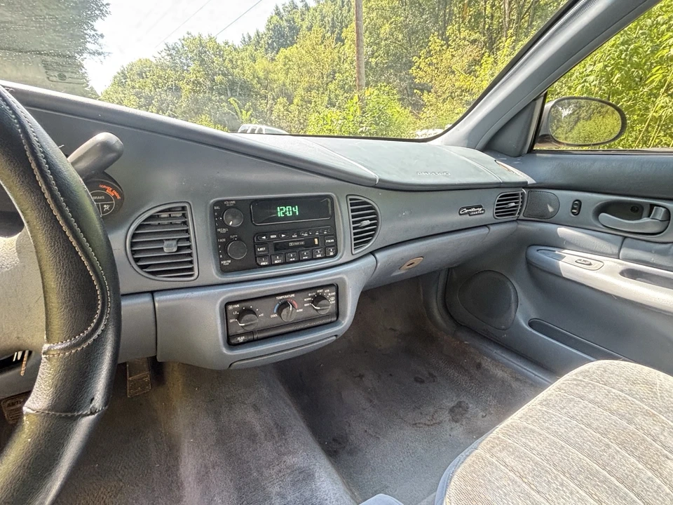 1999 Buick Century - Image 14 of 22