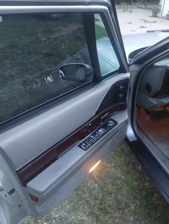 1999 Buick LeSabre - Image 5 of 9