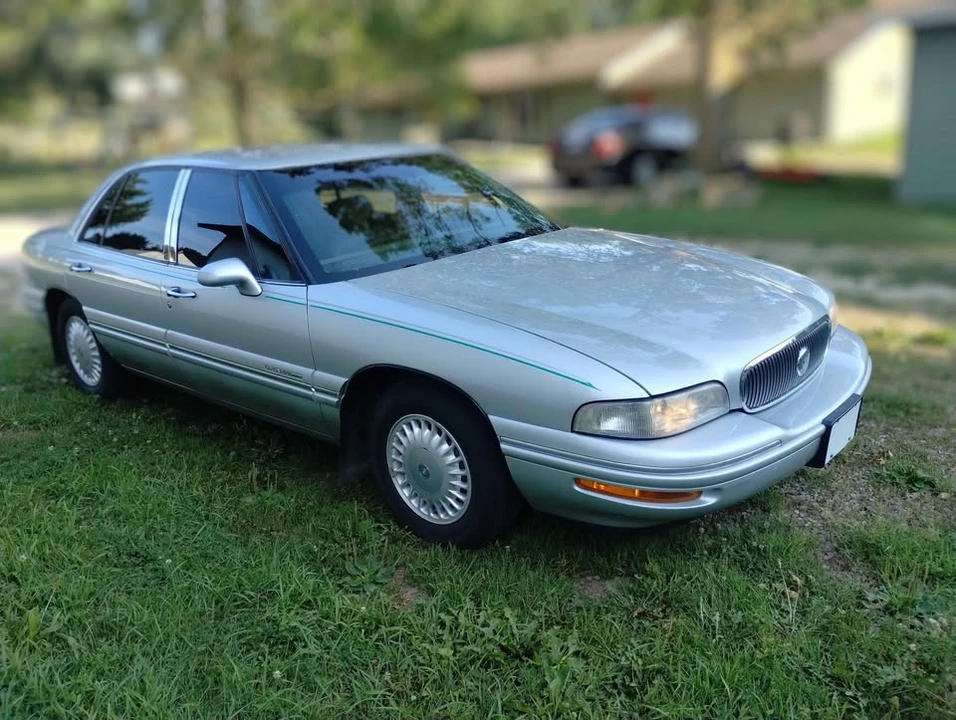 1999 Buick LeSabre - Image 4 of 9