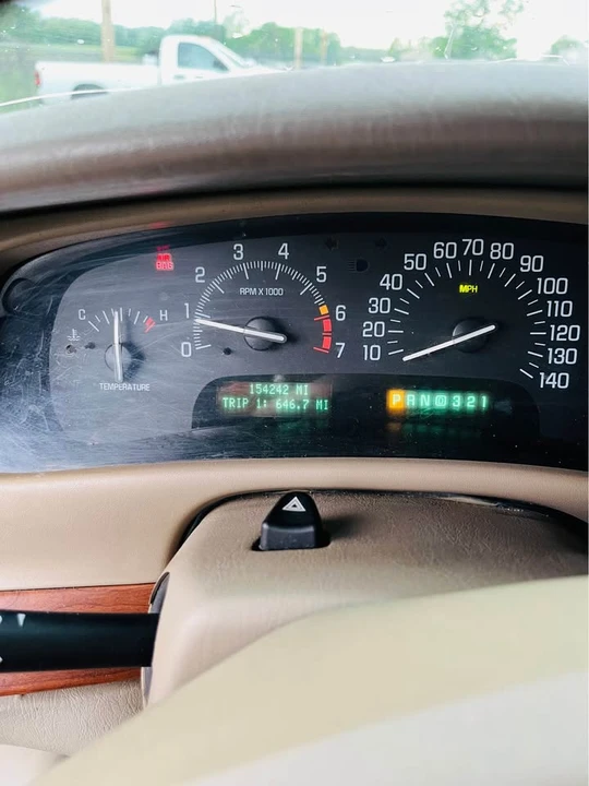 1999 Buick Park Avenue - Image 4 of 9