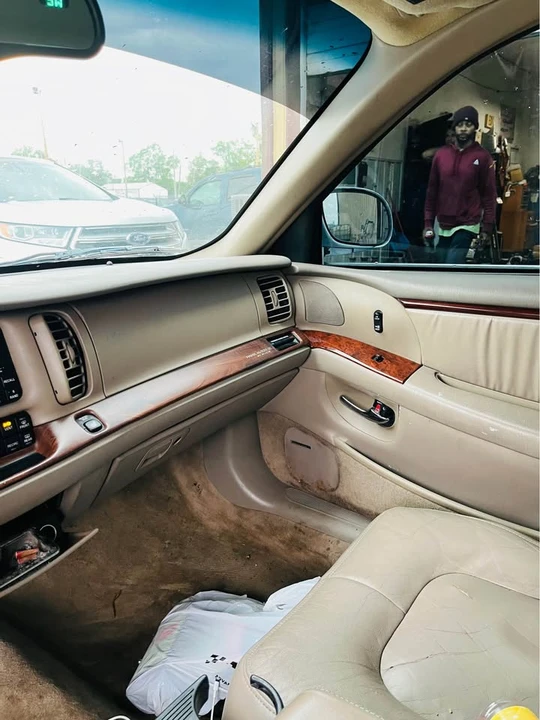 1999 Buick Park Avenue - Image 6 of 9