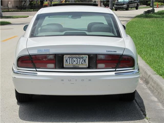 1999 Buick Park Avenue - Image 4 of 12