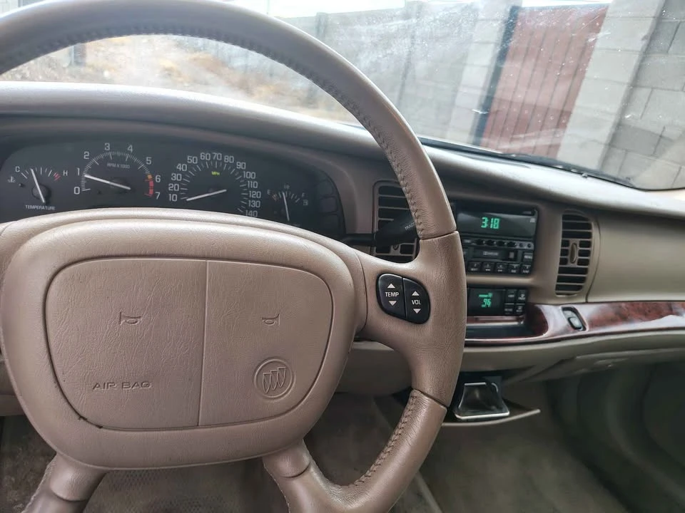 1999 Buick Park Avenue - Image 2 of 7