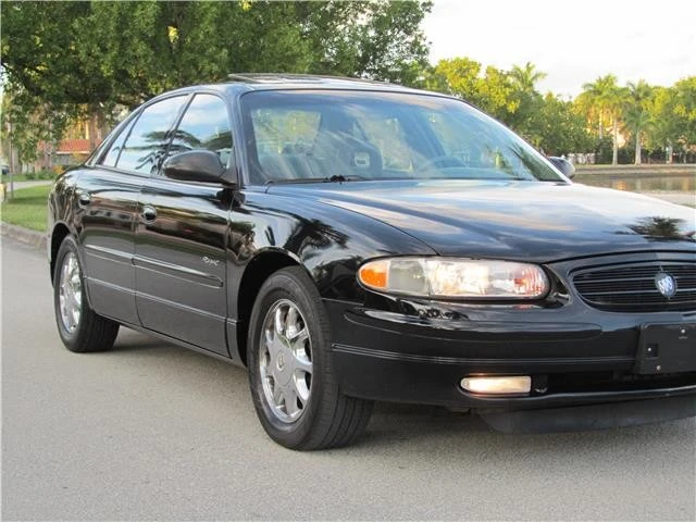 1999 Buick Regal - Image 3 of 12