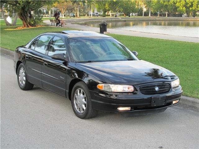 1999 Buick Regal - Image 2 of 12
