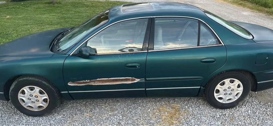 1999 Buick Regal - Image 2 of 5