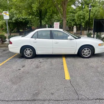1999 Buick Regal LS Sedan 4D