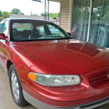 1999 Buick Regal Premium 2 Sedan 4D