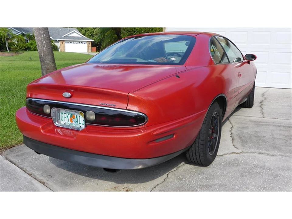 1999 Buick Riviera 8th Gen - Image 3 of 5