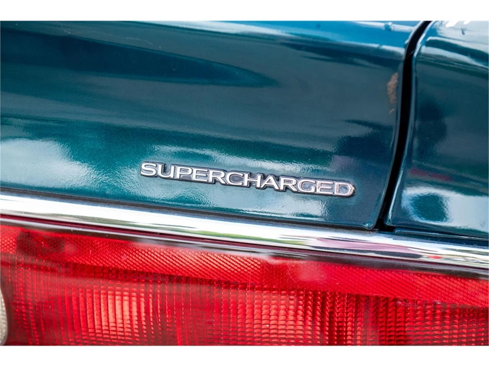 1999 Buick Riviera 8th Gen - Image 24 of 31
