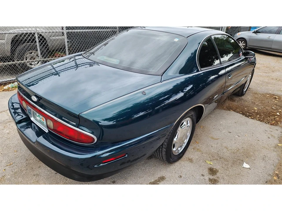 1999 Buick Riviera 8th Gen - Image 3 of 11
