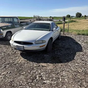 1999 Buick Riviera Coupe